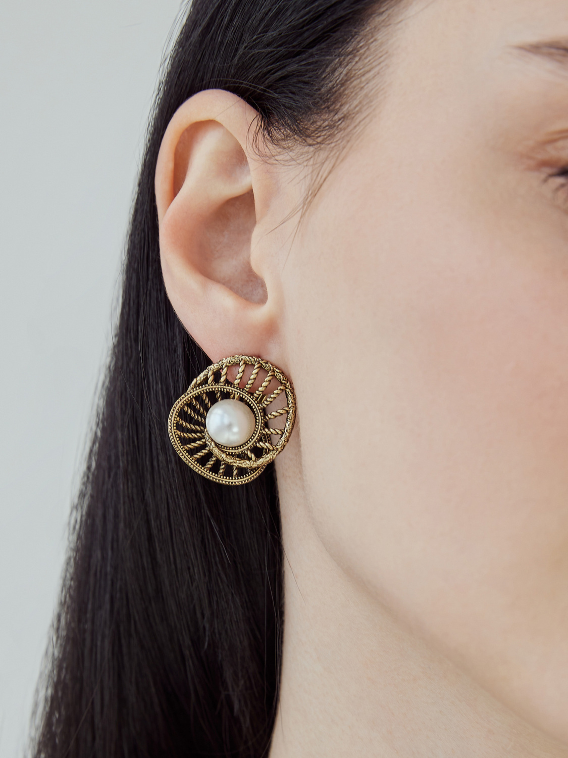 OR1729 PEARL Earings ARCLET