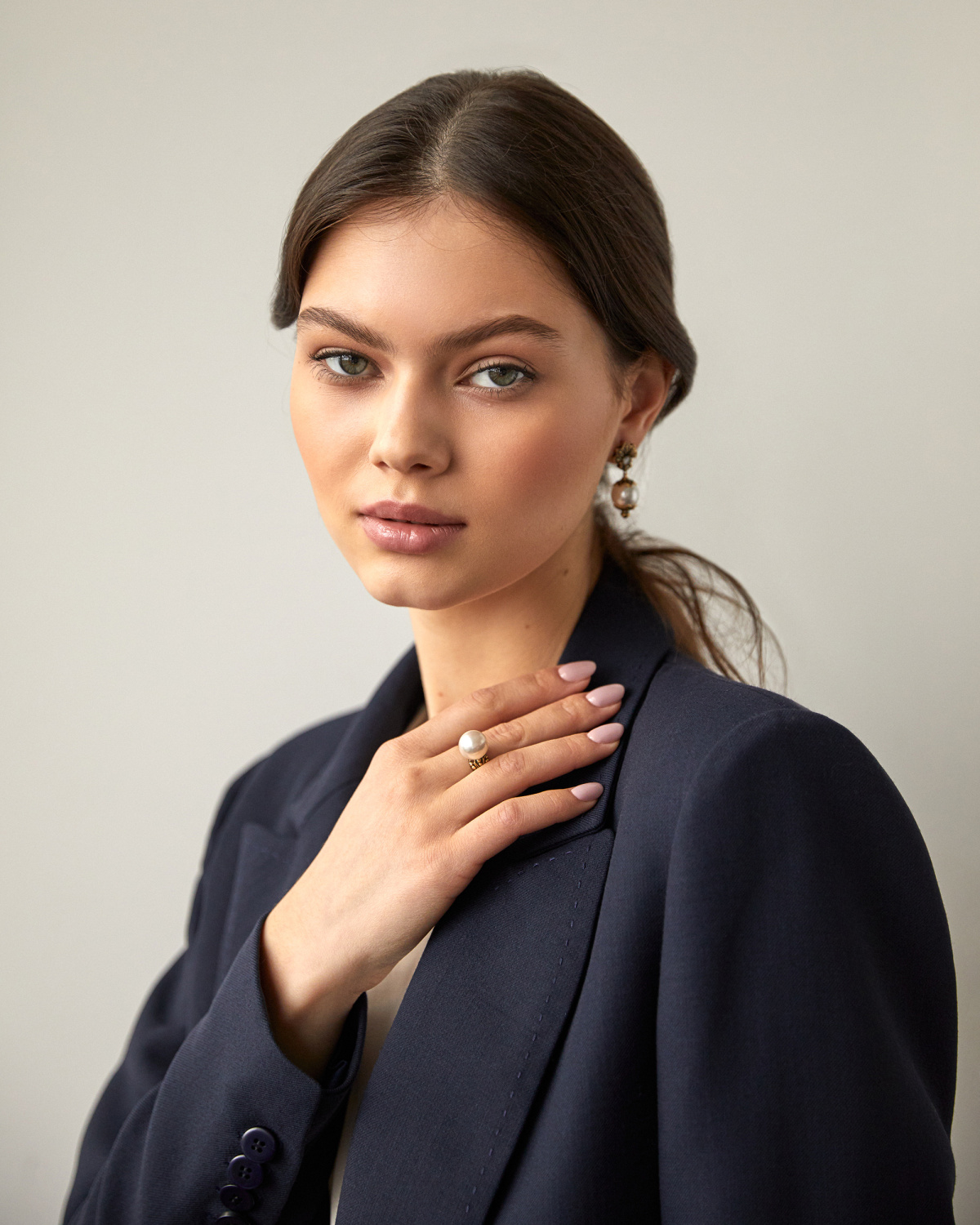 AN2320 PEARL Ring Iris Fiorentino